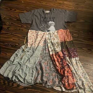 “Patched Gal” Custom made Maxi Tee Featuring Dolly Parton Tee